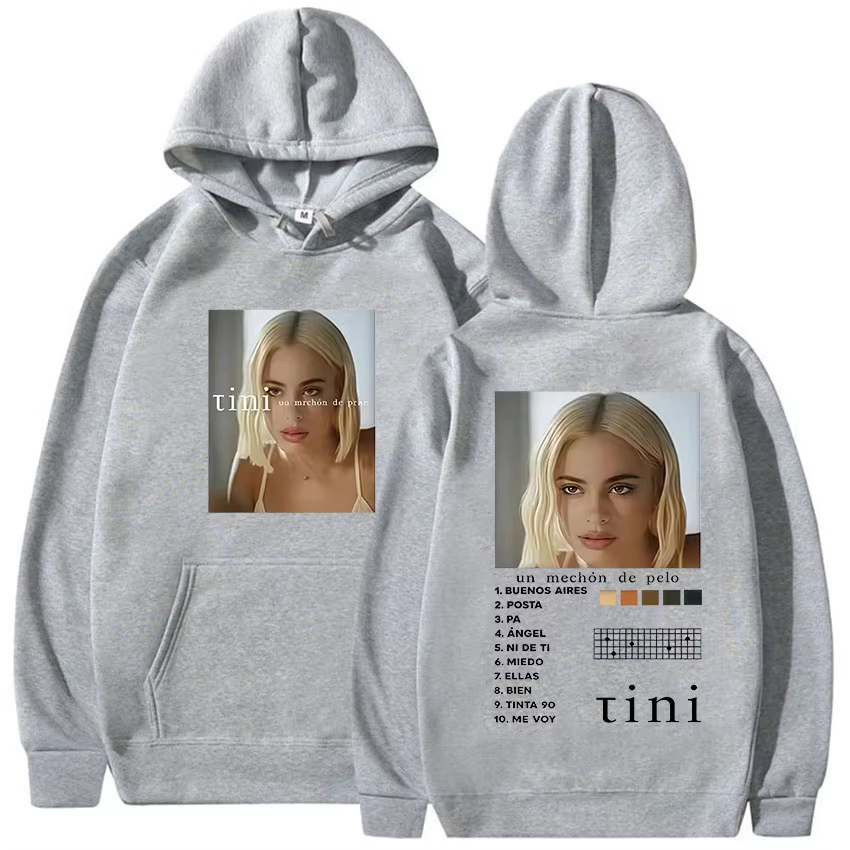 Sängerin Tini Stoessel Tour Al – Winter Clothing Drawing Bewertung und Preis