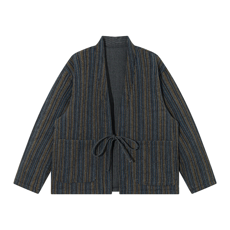 Gestreifte Kimono-Jacke im jap – Traditional Winter Japanese Clothing Bewertung und Preis